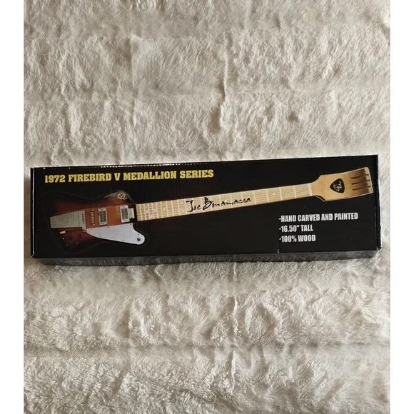Back Scratcher - Joe Bonamassa 1972 Firebird V Medallion Series NEW Original Box - Picture 2 of 8